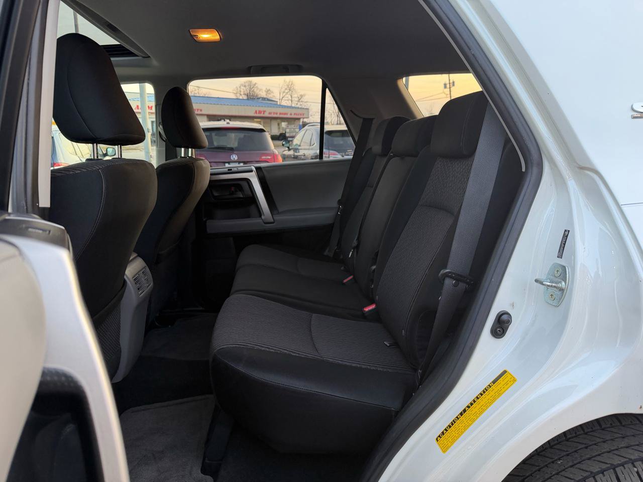 Used 2010 Toyota 4Runner SR5 w/ Convenience Pkg AWD/4WD image 11