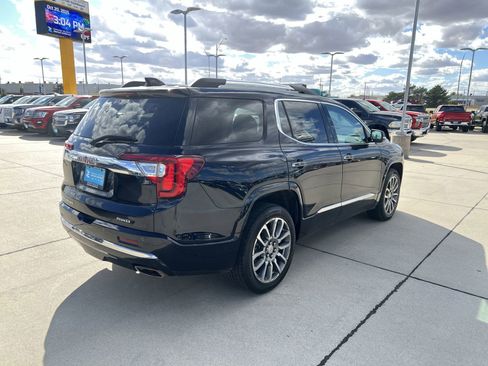 Used 2021 GMC Acadia Denali w/ Denali Ultimate Package image 8