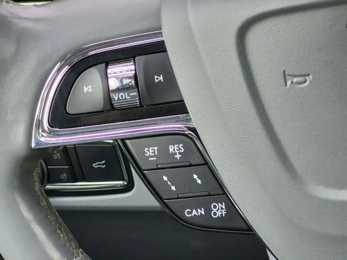 Used 2018 Lincoln Navigator L Reserve w/ Technology Package AWD/4WD image 25