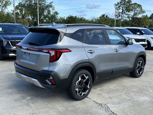 New 2026 Kia Seltos S FWD image 5