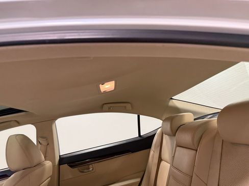 Used 2014 Lexus ES 350 w/ Luxury Package FWD image 10