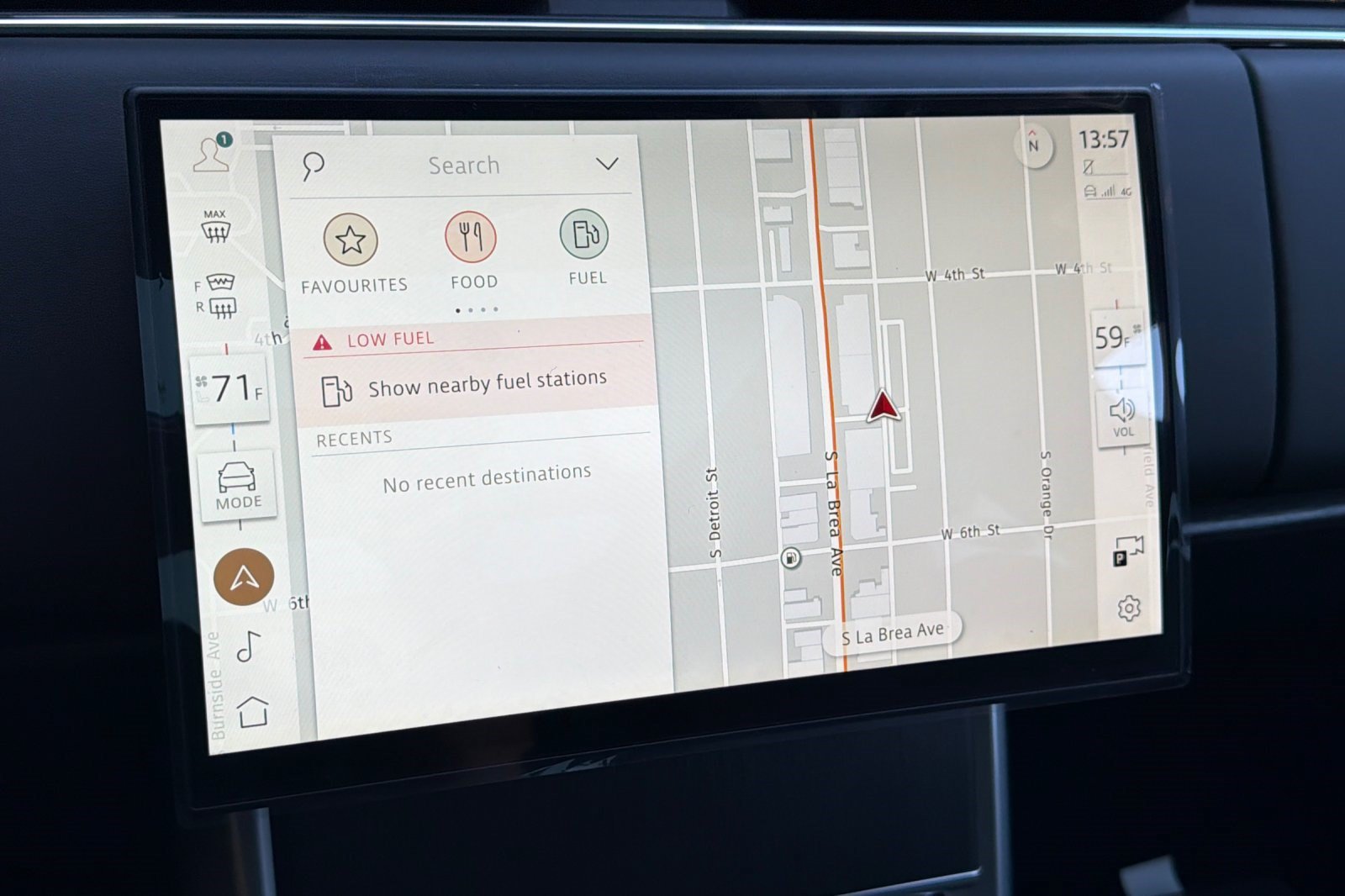 New 2026 Land Rover Range Rover SE AWD/4WD image 18