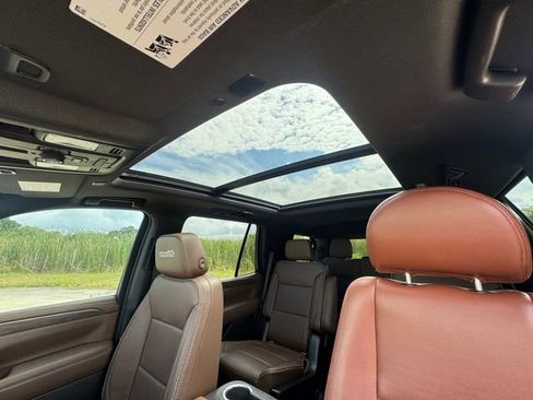 Used 2021 Chevrolet Tahoe High Country AWD/4WD image 26