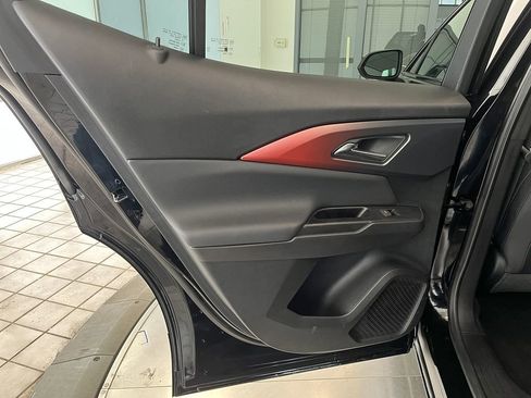 Certified 2024 Chevrolet Equinox EV RS image 29