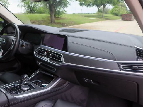 Used 2019 BMW X7 xDrive40i w/ Premium Package AWD/4WD image 27