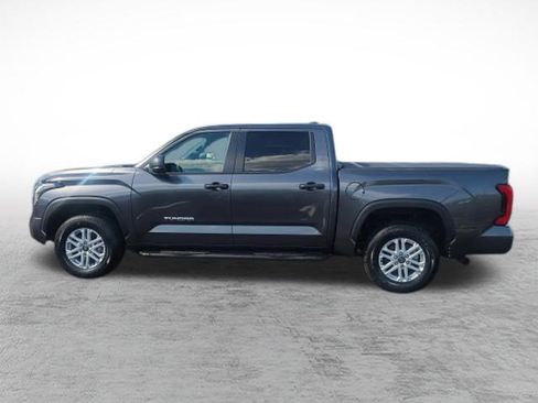 Used 2025 Toyota Tundra SR5 AWD/4WD image 9