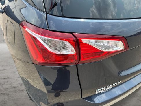 Used 2019 Chevrolet Equinox LT FWD image 21