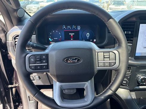 Used 2025 Ford F150 Lariat AWD/4WD image 21