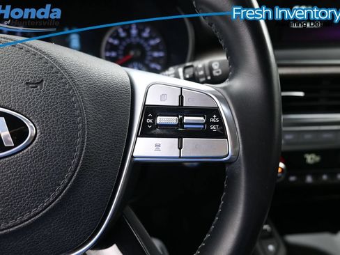 Used 2021 Kia Telluride EX w/ EX Premium Package FWD image 20