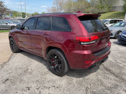 Used 2018 Jeep Grand Cherokee SRT image 8