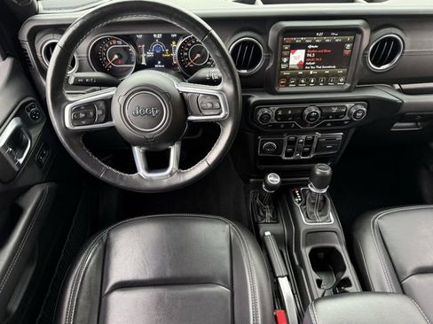Used 2022 Jeep Gladiator Overland w/ Popular Equipment Package AWD/4WD image 12