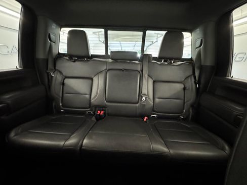 Used 2021 Chevrolet Silverado 2500 LTZ w/ LTZ Plus Package AWD/4WD image 39