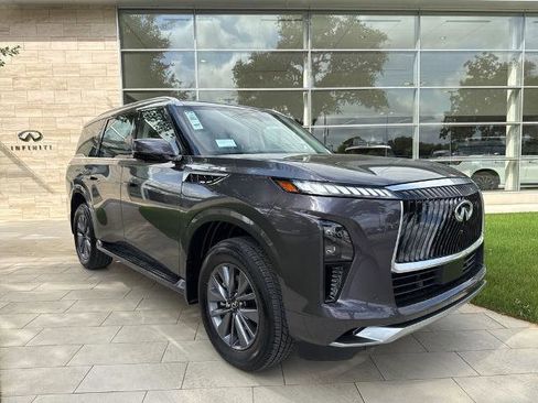 Certified 2026 INFINITI QX80 Pure AWD/4WD image 3