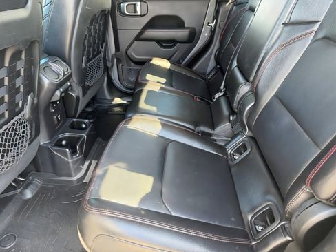 Used 2020 Jeep Gladiator Rubicon image 13