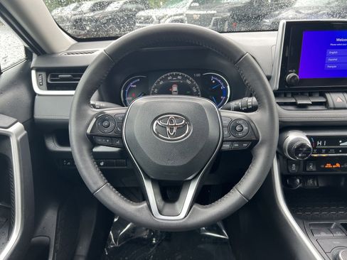 Used 2024 Toyota RAV4 XLE w/ Weather Package AWD/4WD image 16