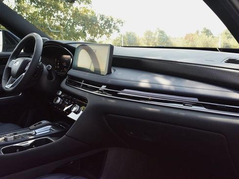 Used 2026 INFINITI QX60 Sport w/ Dark Cargo Package image 15