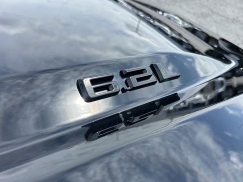 Used 2025 Chevrolet Silverado 1500 High Country w/ Midnight Edition image 12