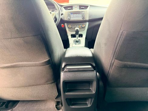 Used 2014 Nissan Sentra SR w/ SR Driver Package FWD image 33