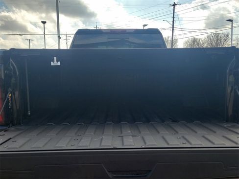 Used 2025 GMC Sierra 2500 Denali Ultimate w/ Max Trailering Package image 9