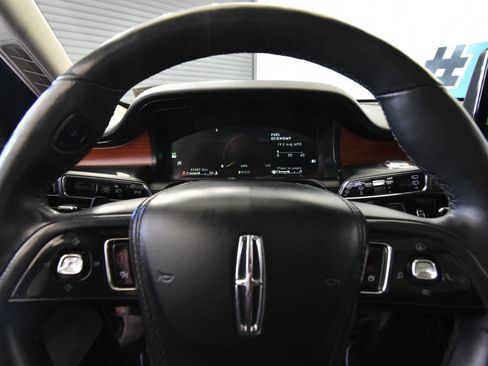 Used 2021 Lincoln Aviator Reserve w/ Equipment Group 210A image 28