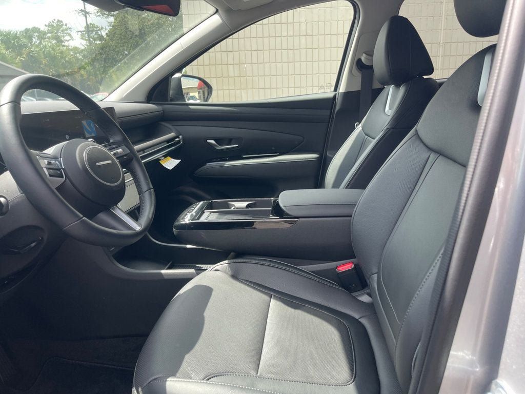 Used 2026 Hyundai Tucson Limited AWD/4WD image 11
