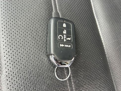 Used 2017 Honda CR-V Touring image 33