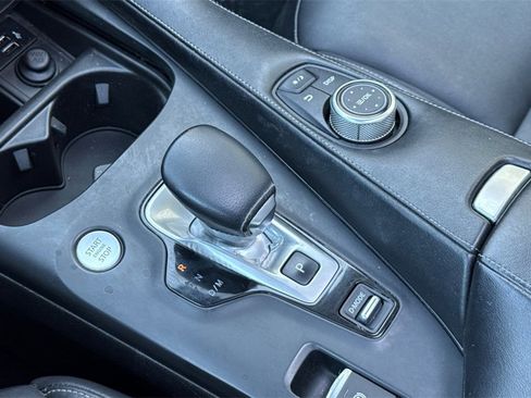 Used 2019 INFINITI QX50 Luxe image 25