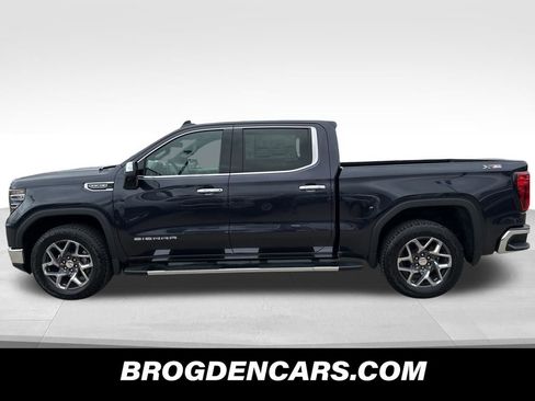 Used 2024 GMC Sierra 1500 SLT w/ SLT Premium Package AWD/4WD image 6