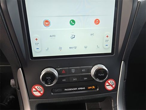 Used 2024 Ford Edge SEL image 16