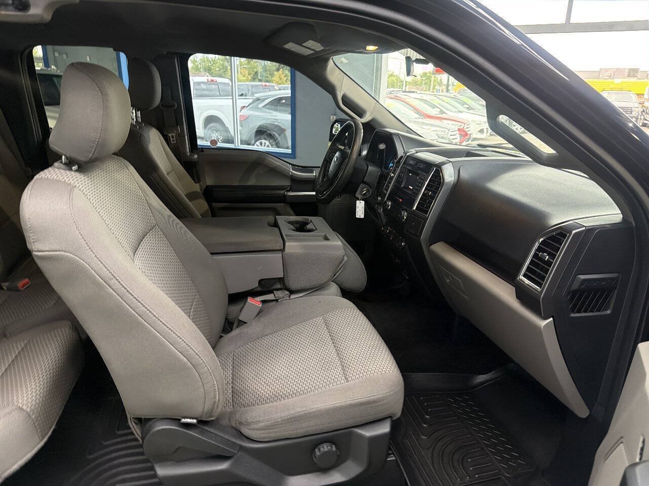 Used 2015 Ford F150 XLT w/ XTR Package AWD/4WD image 20