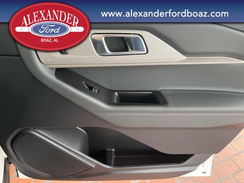New 2026 Ford Explorer Active w/ Active Comfort Package image 15