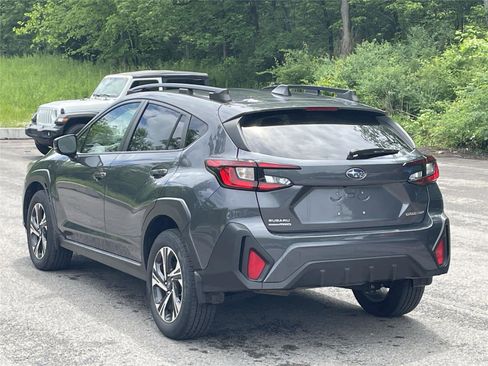 Certified 2024 Subaru Crosstrek 2.0i Premium AWD/4WD image 3
