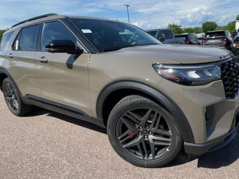 New 2026 Ford Explorer ST w/ Sun And Sound Package AWD/4WD image 8