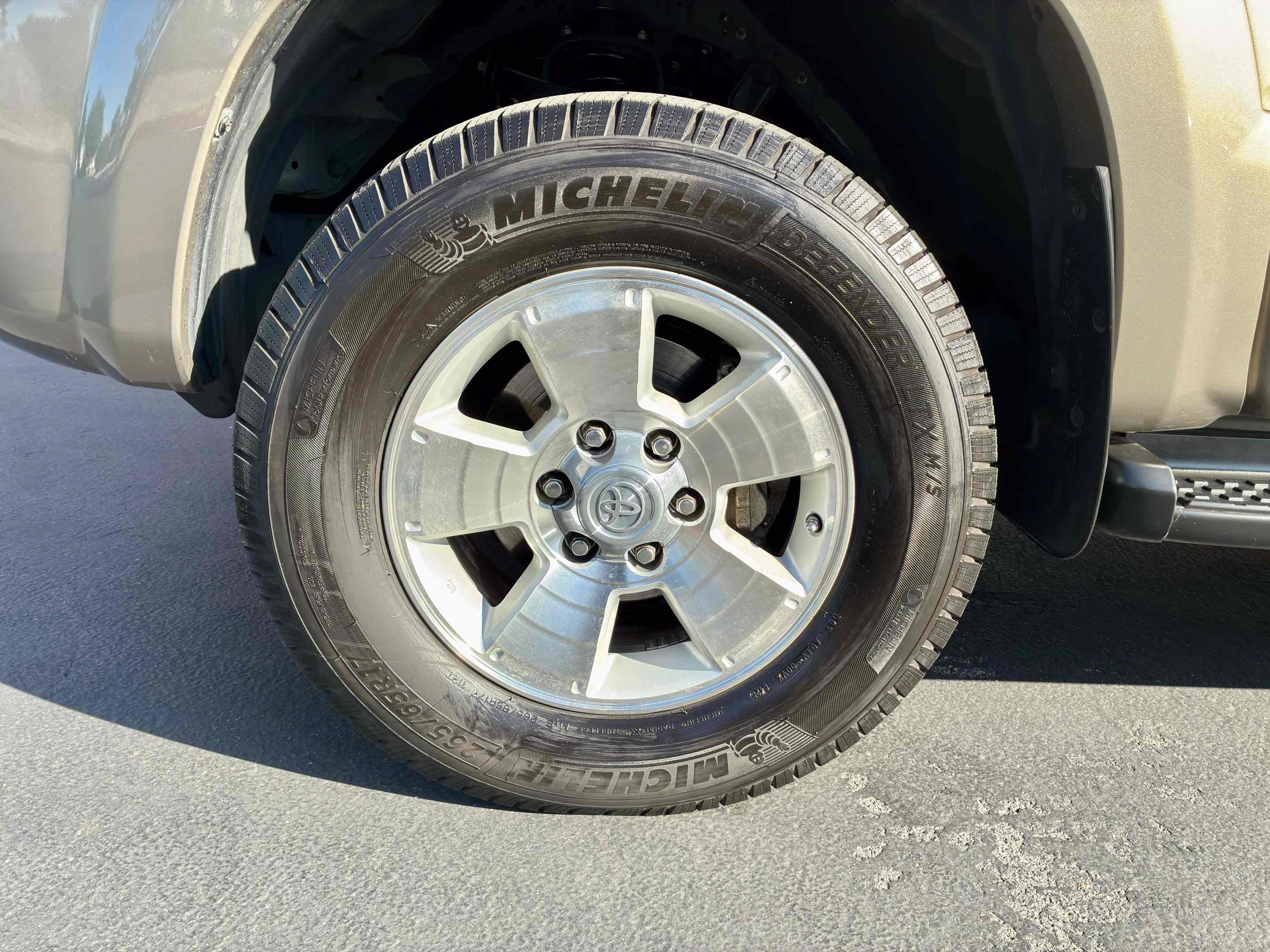 Used 2006 Toyota 4Runner SR5 RWD image 11