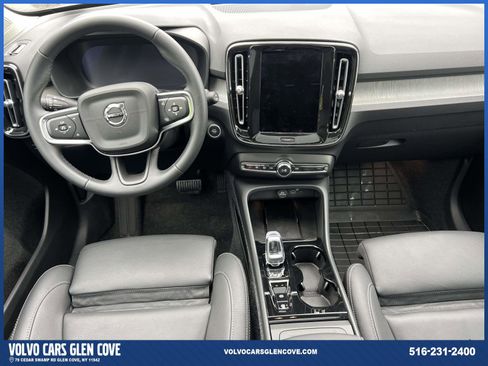 Used 2026 Volvo XC40 B5 Plus w/ Protection Package Premier AWD/4WD image 13