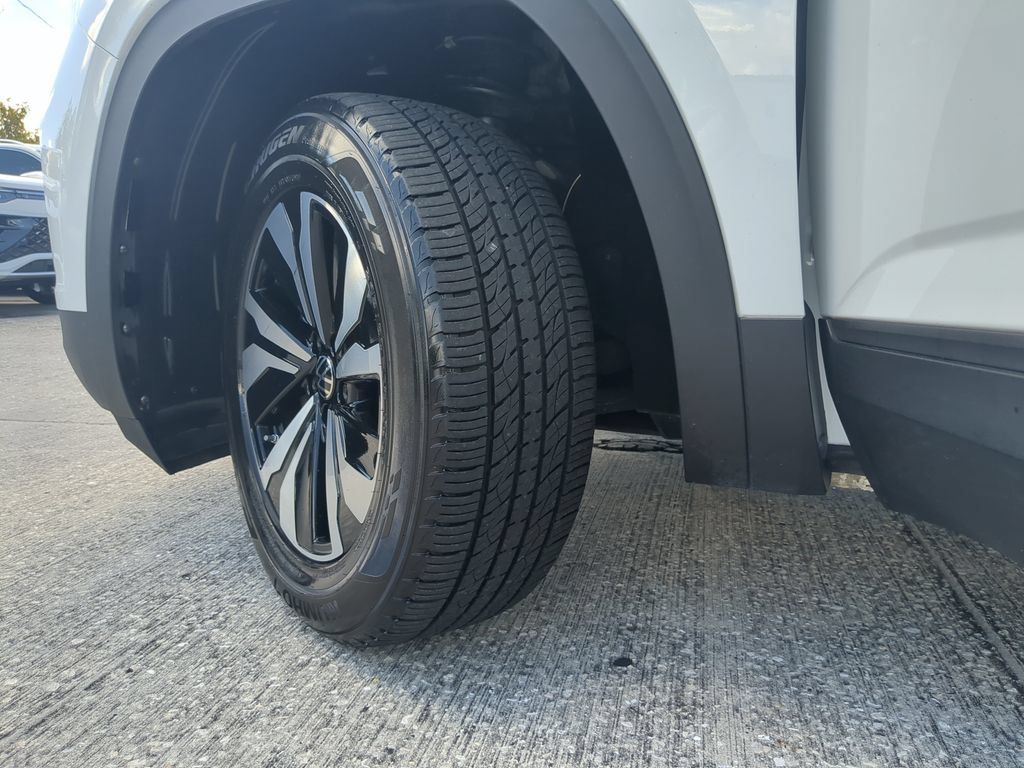 Certified 2024 Volkswagen Atlas SE FWD image 34