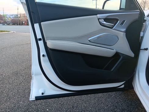 Used 2025 Acura RDX SH-AWD w/ Technology Package image 32