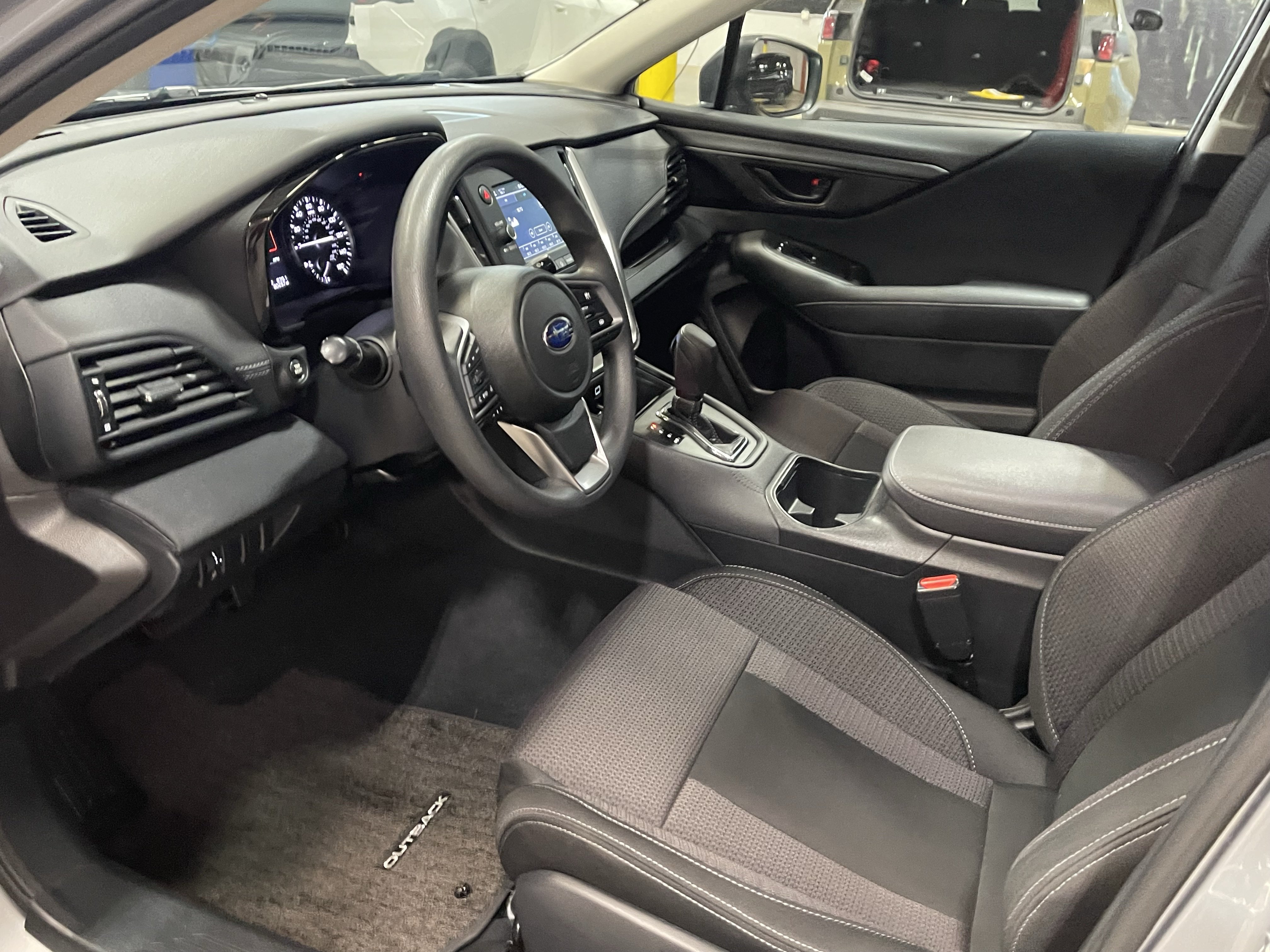 Used 2024 Subaru Outback AWD/4WD image 10