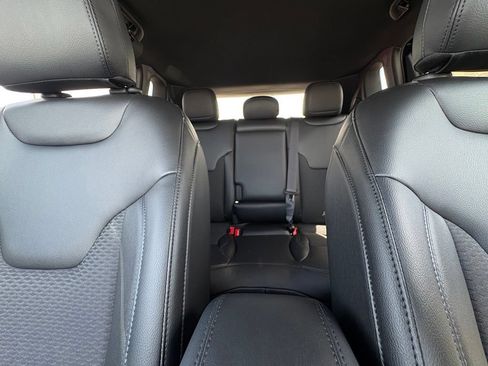 New 2026 Jeep Compass Latitude AWD/4WD image 11