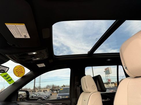 Used 2021 Cadillac Escalade Sport image 33