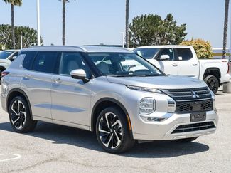 Used 2022 Mitsubishi Outlander SEL FWD video 3
