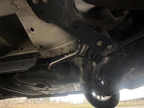 Used 2019 Chevrolet Traverse LT image 17