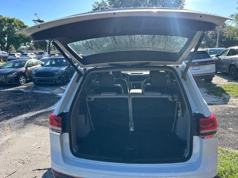 Used 2022 Volkswagen Atlas SE FWD image 8