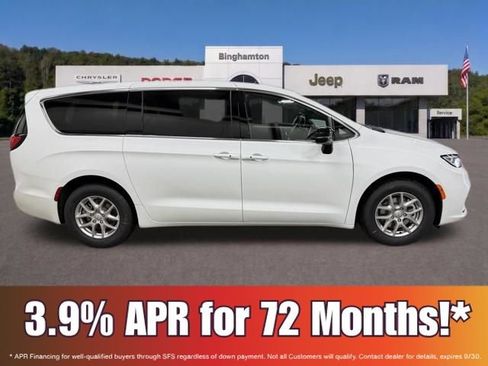 New 2026 Chrysler Pacifica Select FWD image 3