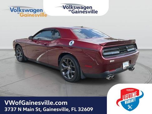 Used 2019 Dodge Challenger GT RWD image 7
