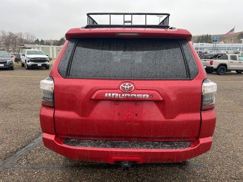 Used 2020 Toyota 4Runner SR5 image 7