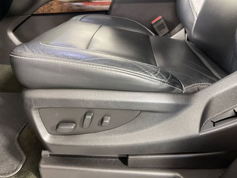 Used 2018 Chevrolet Tahoe LT image 28