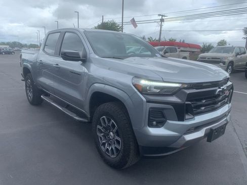 Used 2026 Chevrolet Colorado Z71 w/ Technology Package AWD/4WD image 6