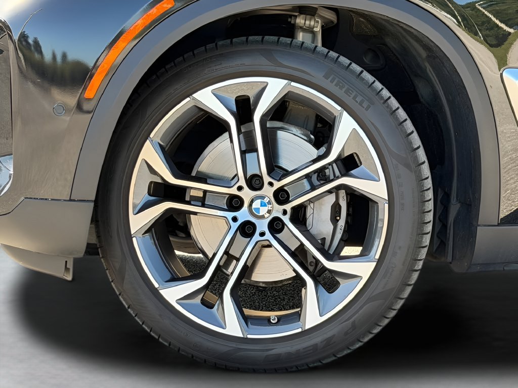 Certified 2024 BMW X5 xDrive40i w/ Premium Package AWD/4WD image 27