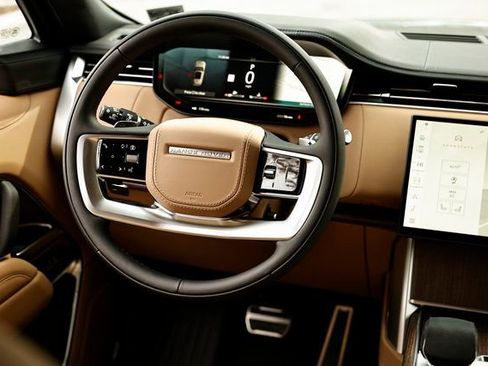 New 2026 Land Rover Range Rover SE image 36